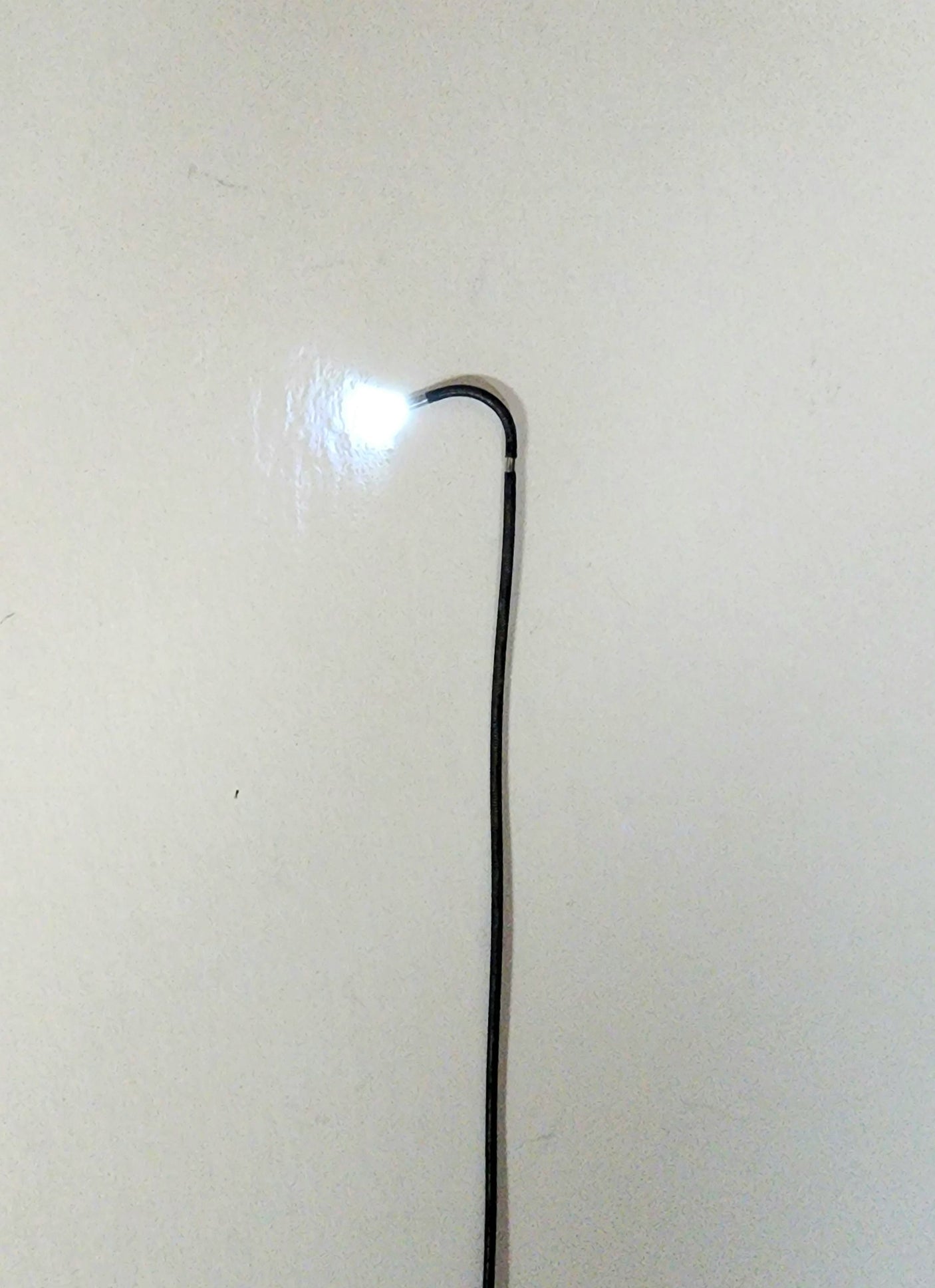 Vividia VP-2010 VP-2015 Joystick 360 Degree Articulating Video Borescope with 2mm Diameter 1 or 1.5 Meter Long Probe and 6" LCD Touchscreen Monitor