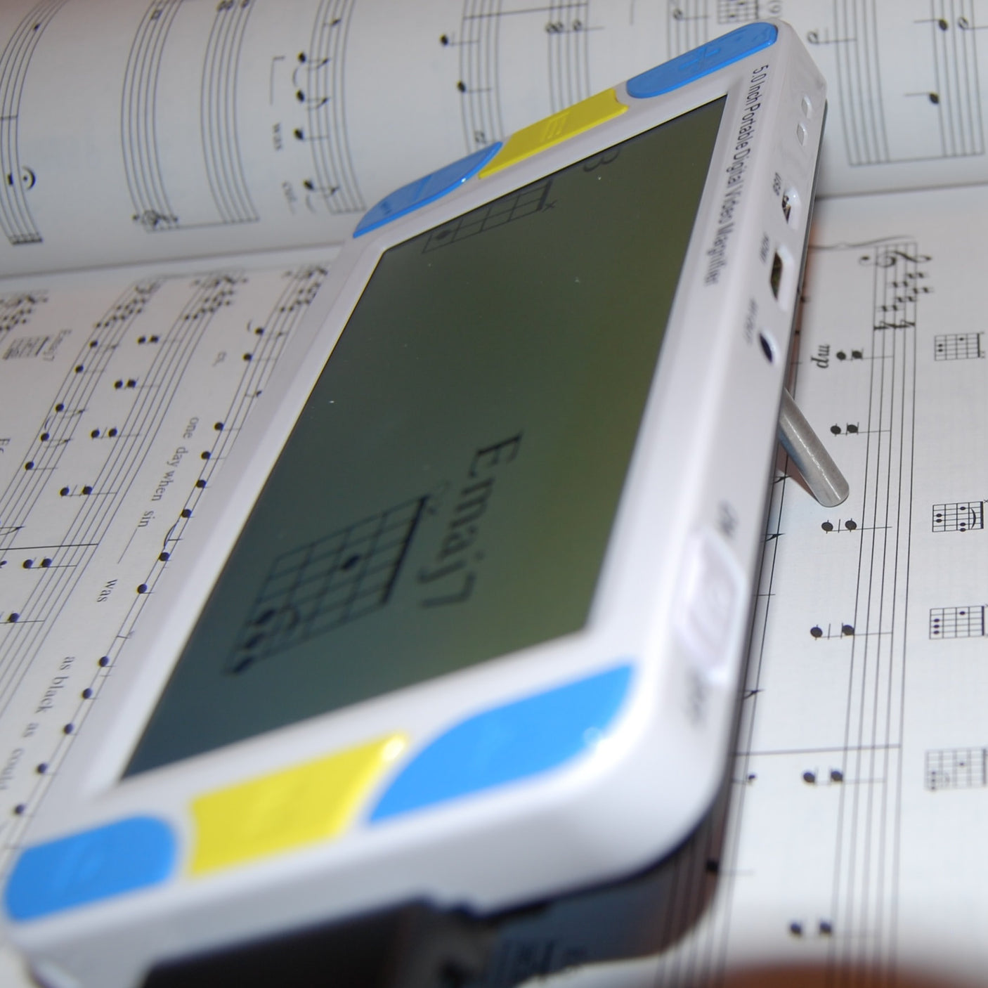 ViSee LVM-500 Portable Video Magnifier Reading Aide for Low Vision with 5 Inch Monitor and 15 Color Modes