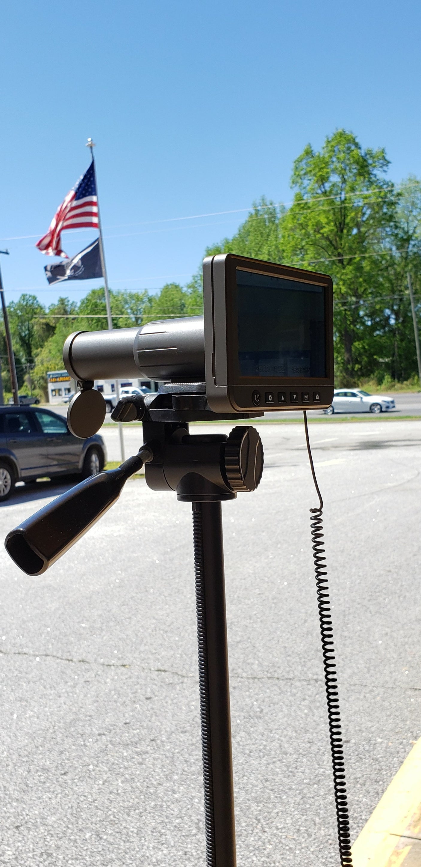 Vividia SS-550 Digital LCD Spotting Scope Telescope Camera 10-50x35mm with 5" Screen 1080P Video 14MP Picture Capture