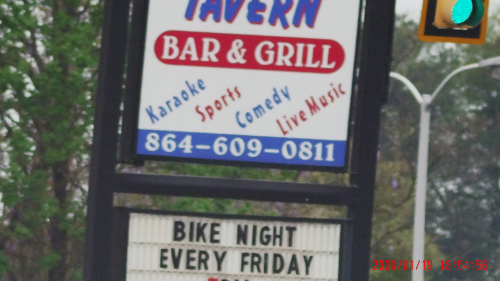 Vividia SS-550 Digital LCD Spotting Scope Telescope Camera 10-50x35mm with 5" Screen 1080P Video 14MP Picture Capture