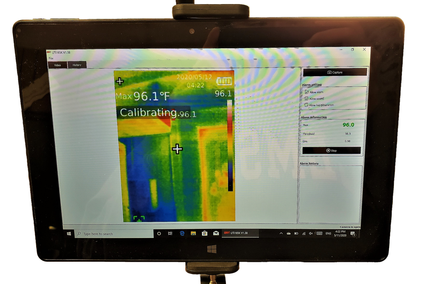Vividia 220K Body Temperature Fever Detection Thermal Imaging Camera 30°C - 45°C (86°F - 113°F) with Resolution 200x150 and 2.8" LCD Screen and Real-Time PC Streaming and High Temperature Alarm