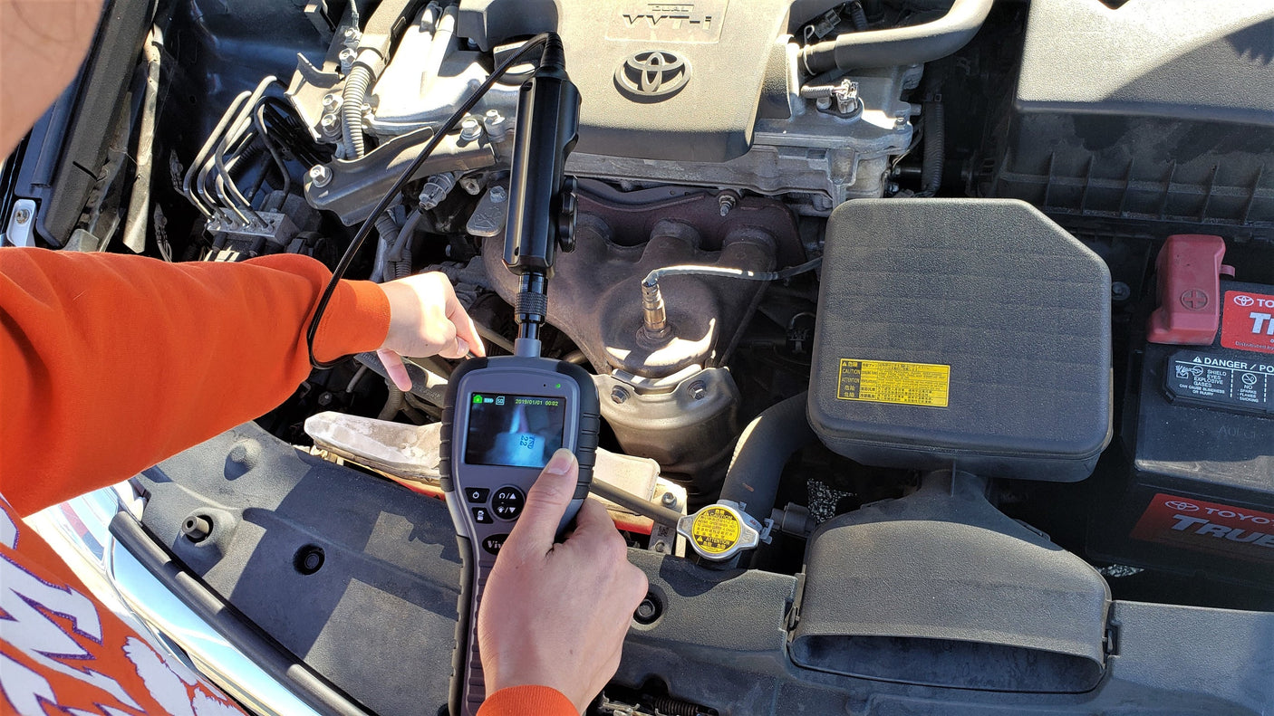 Vividia VA-150G Two-Way Articulating Borescope Videoscope Inspection Camera with 6.0mm Diameter 80cm Long Probe and 2.7" LCD Monitor 640x480 Resolution Gray Colored Monitor