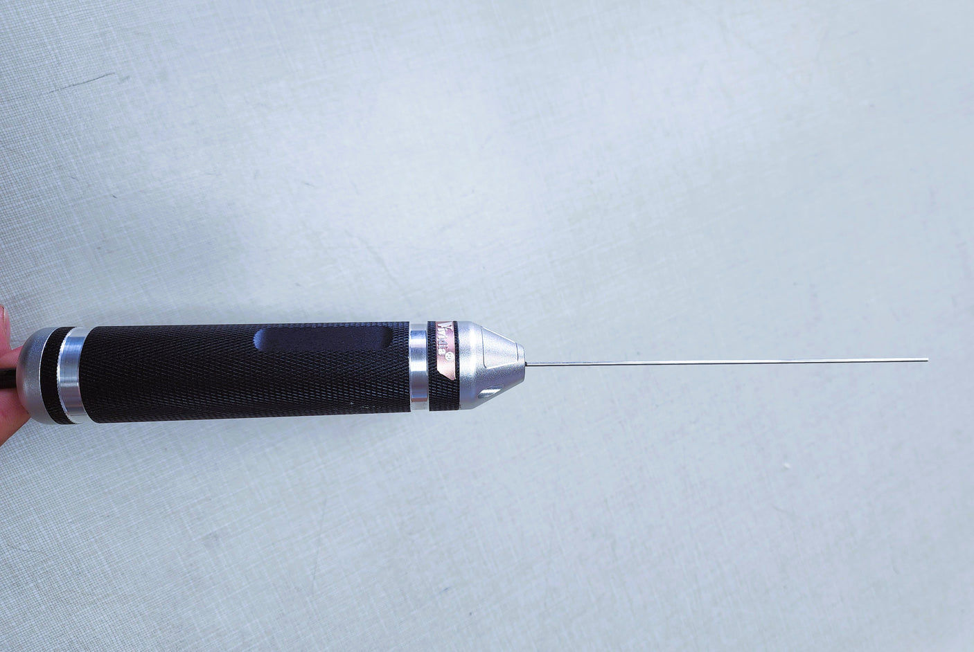 Vividia RB-1615 Rigid Video Borescope 1.5mm Diameter 15cm Long Probe 4.3" Monitor