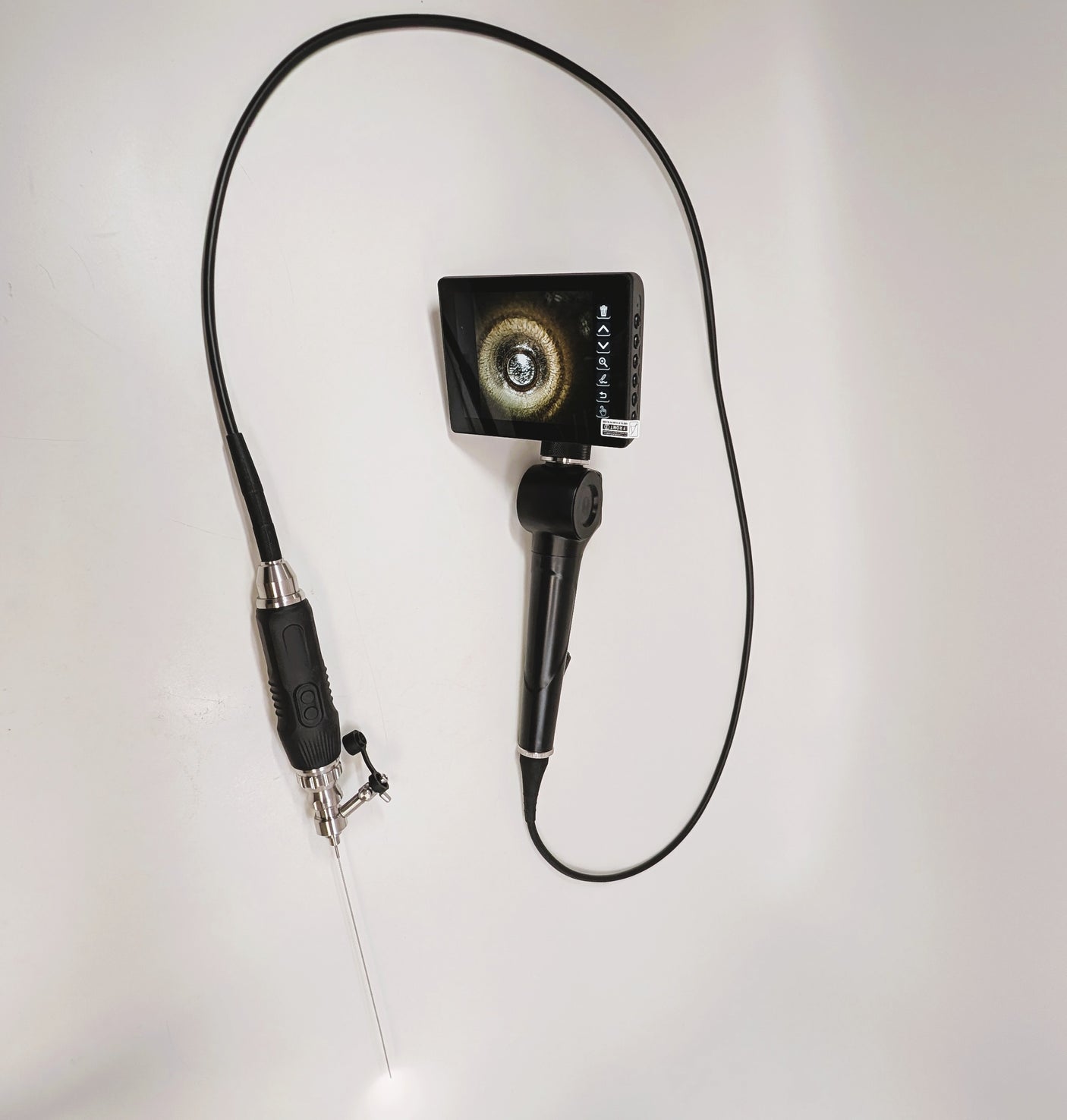 Vividia SV-R-1118-03 Rigid Needle-Like Camera 1.1mm Diameter with 0.3mm Air Water Channel and 5" Touchscreen Monitor