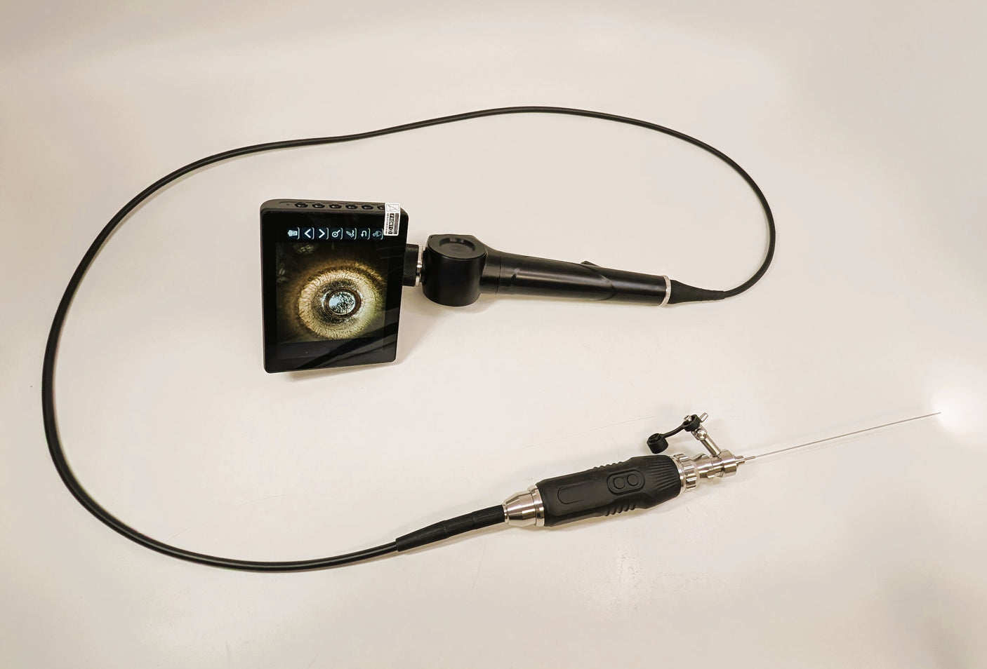 Vividia SV-R-1118-03 Rigid Needle-Like Camera 1.1mm Diameter with 0.3mm Air Water Channel and 5" Touchscreen Monitor