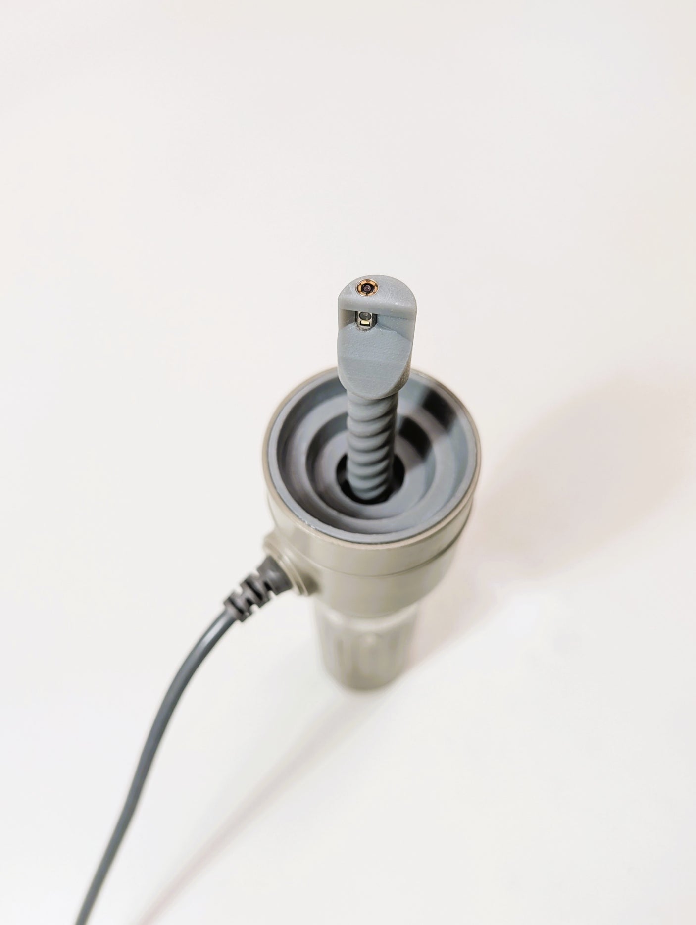 Vividia TV-220 USB Digital Cylinder Thread Viewer for Gas Cylinder Neck Internal Thread Inspection for PC Phone Tablet Monitor