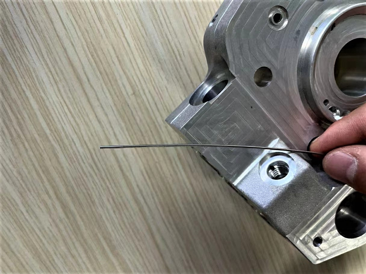 Replacement Probe for VK-0-09510 and VP-0-09510 Video Borescopes 0.95mm Diameter 1m Long Probe Camera