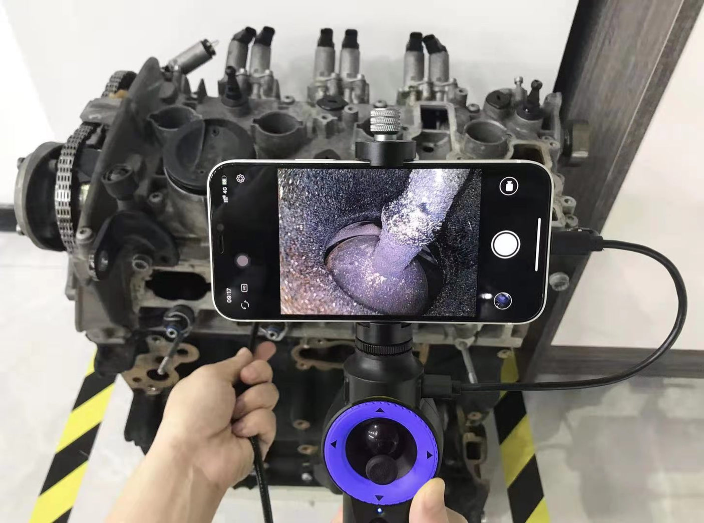 Vividia ME-910i Semi-rigid Gooseneck Joystick Articulating 1280x720 HD USB Inspection Camera Borescope Videoscope with 8.5mm (0.33") Diameter 0.74m (2.4ft) Long for iPhone iPad and Android Devices
